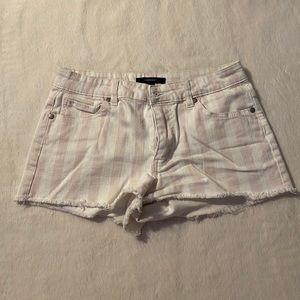 Forever 21 Pink and White striped short shorts